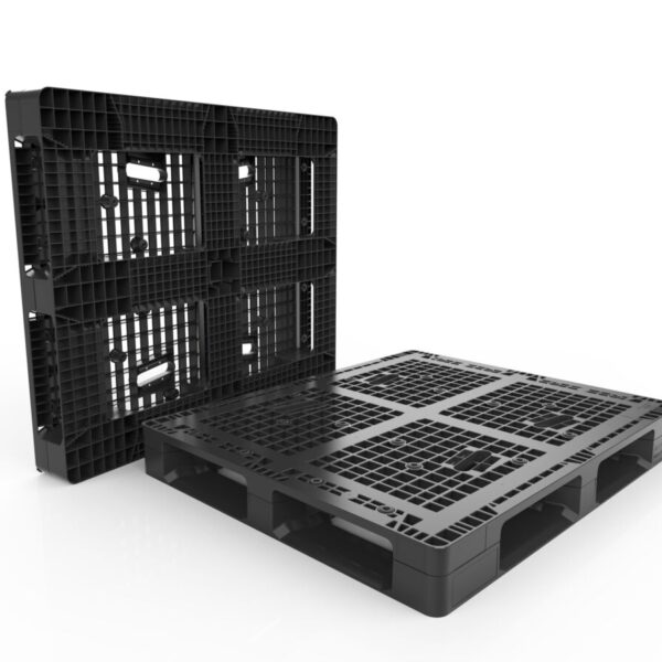 Two 40 x 48 ODYSSEY HD LOW PROFILE plastic pallets sit against a white background.